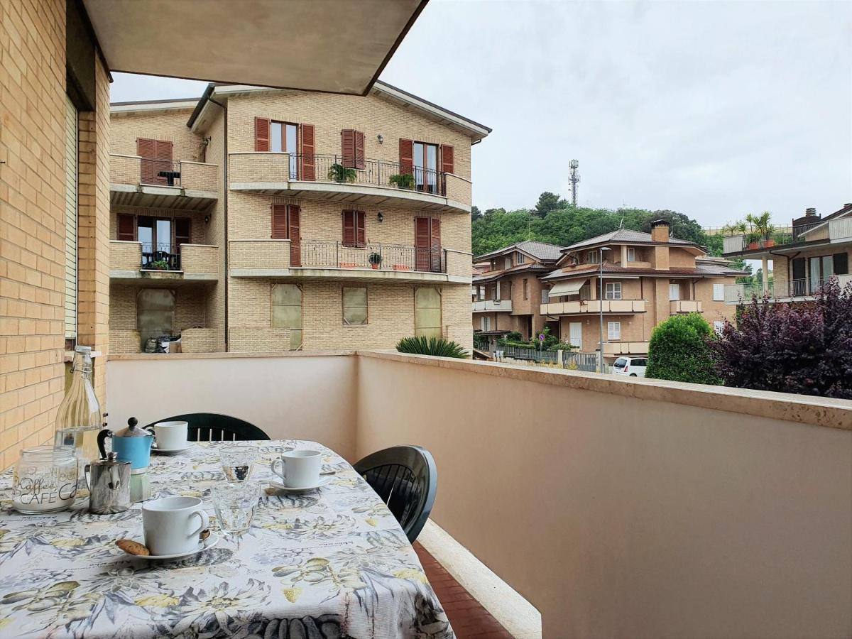 Casa Rossella Apartment Porto SantʼElpidio Екстериор снимка