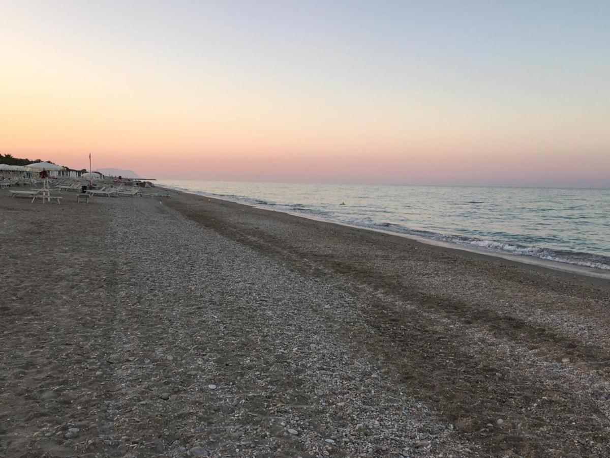 Casa Rossella Apartment Porto SantʼElpidio Екстериор снимка