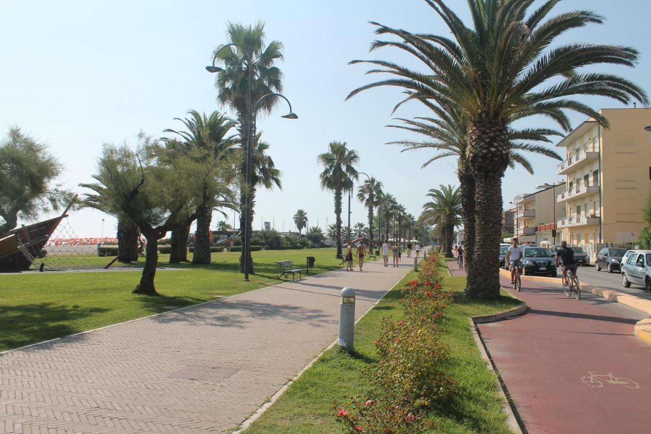 Casa Rossella Apartment Porto SantʼElpidio Екстериор снимка